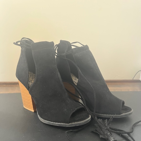 Booties - Picture 1 of 4